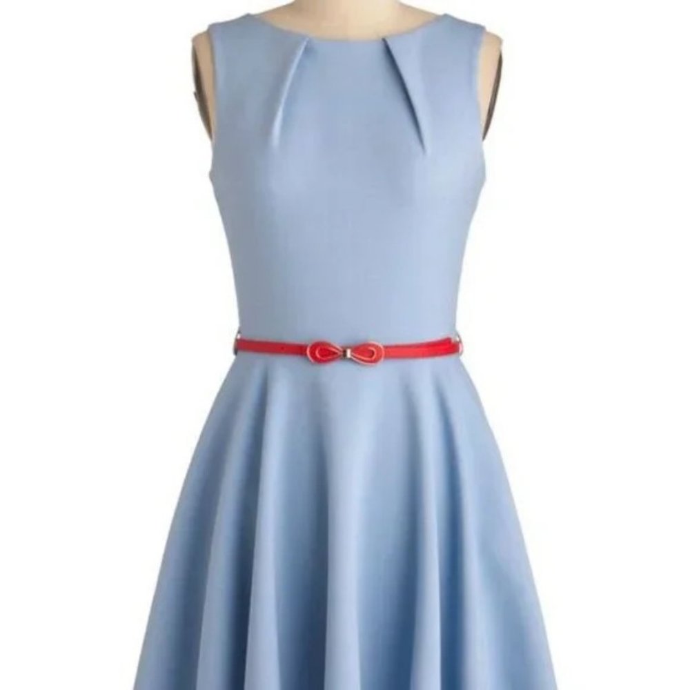 ModCloth Luck Be A Lady Closet Dress - Taylor Swift's Holiday Dress